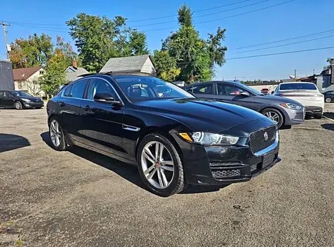 2017 Jaguar XE 35t Prestige