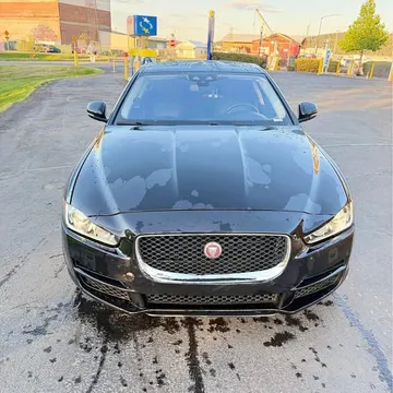2017 Jaguar XE