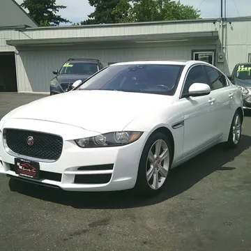 2017 Jaguar XE 25t Premium