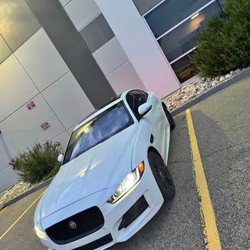 2017 Jaguar XE R-Sport