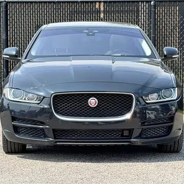 2017 Jaguar XE Prestige