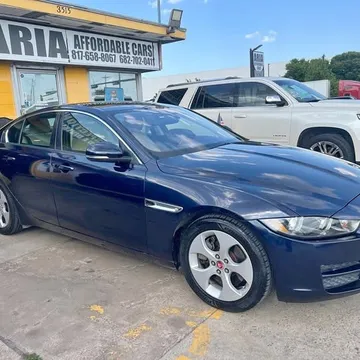 2017 Jaguar XE
