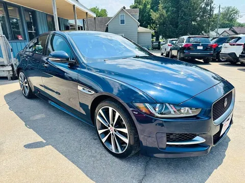 2017 Jaguar XE