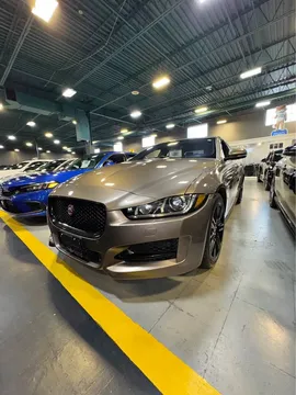 2017 Jaguar XE R-Sport