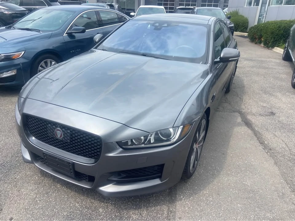 2017 Jaguar XE - Image 3 of 16