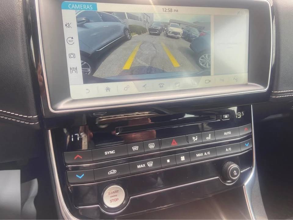 2017 Jaguar XE - Image 16 of 16