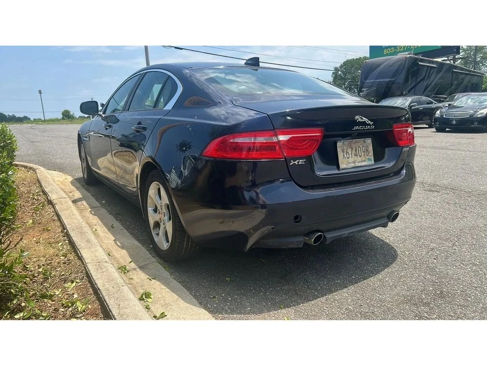2017 Jaguar XE - Image 2 of 12