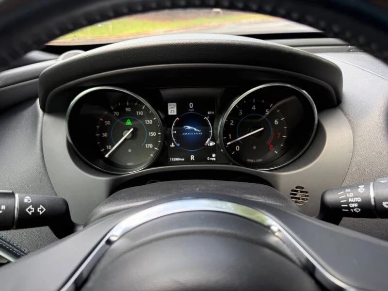 2017 Jaguar XE - Image 12 of 20