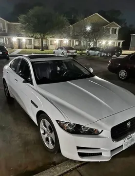 2017 Jaguar XE
