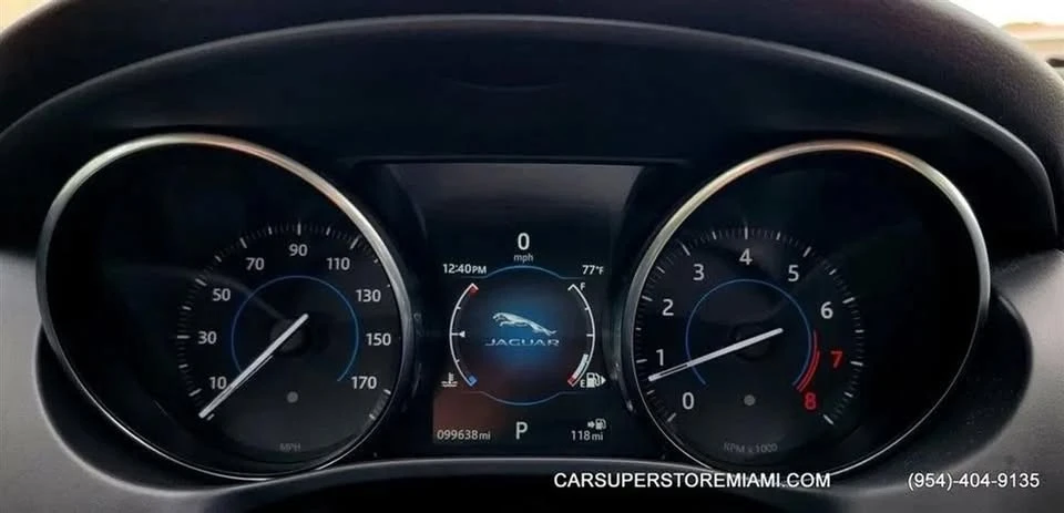 2017 Jaguar XE - Image 13 of 19