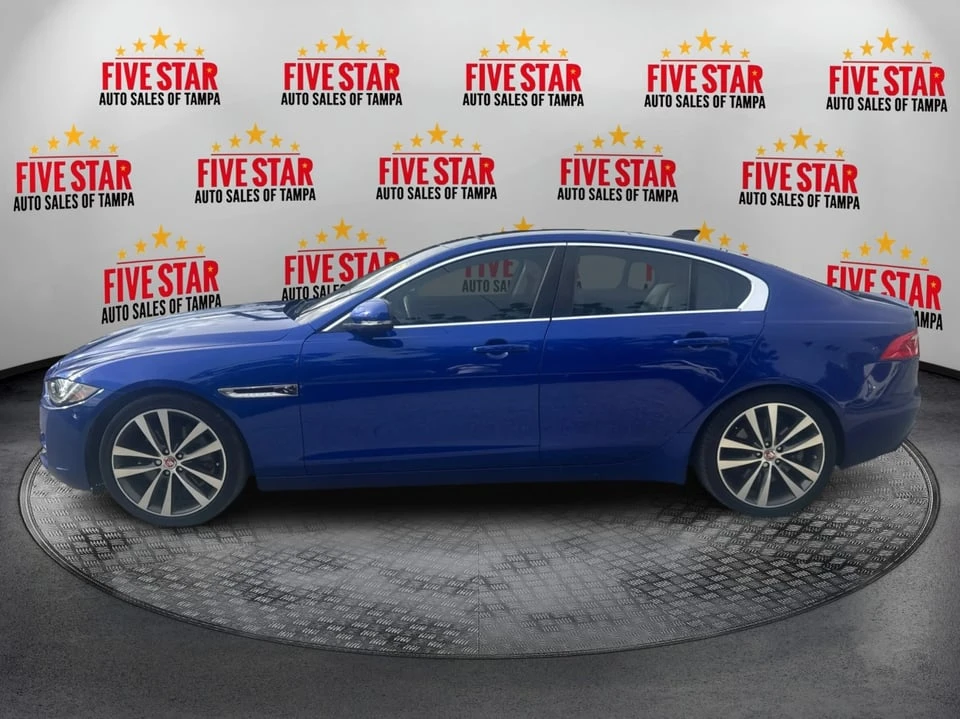 2017 Jaguar XE - Image 4 of 20