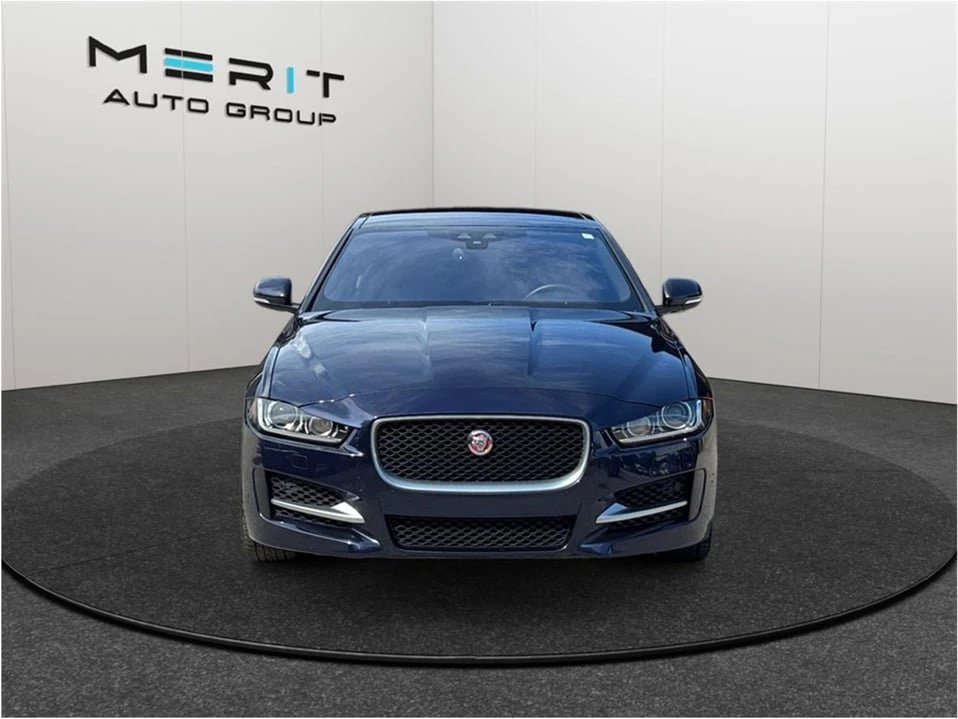 2017 Jaguar XE - Image 3 of 20