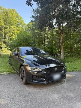 2017 Jaguar XE R-Sport