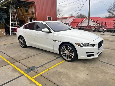 2017 Jaguar XE Prestige 3.0 Supercharged 340hp