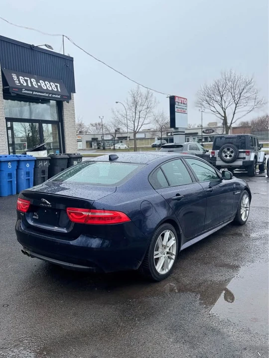 2017 Jaguar XE - Image 3 of 10