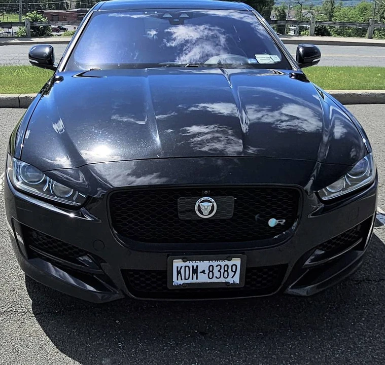 2017 Jaguar XE - Image 3 of 23