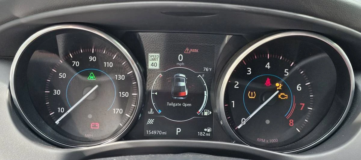 2017 Jaguar XE - Image 23 of 23