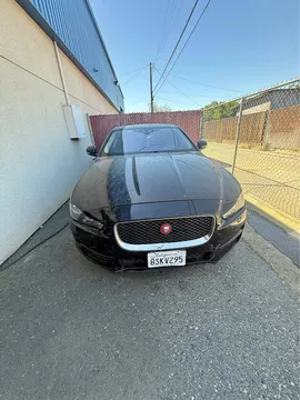 2017 Jaguar XE XE 20d Premium Sedan 4D