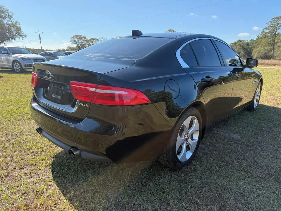 2017 Jaguar XE - Image 6 of 18