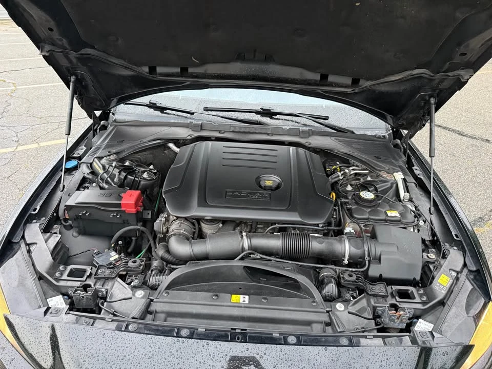2017 Jaguar XE - Image 20 of 20