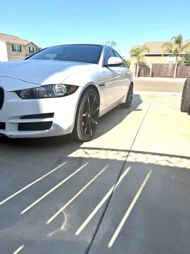 2017 Jaguar XE XE 20d Sedan 4D