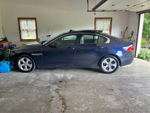 2017 Jaguar XE XE 20d Sedan 4D