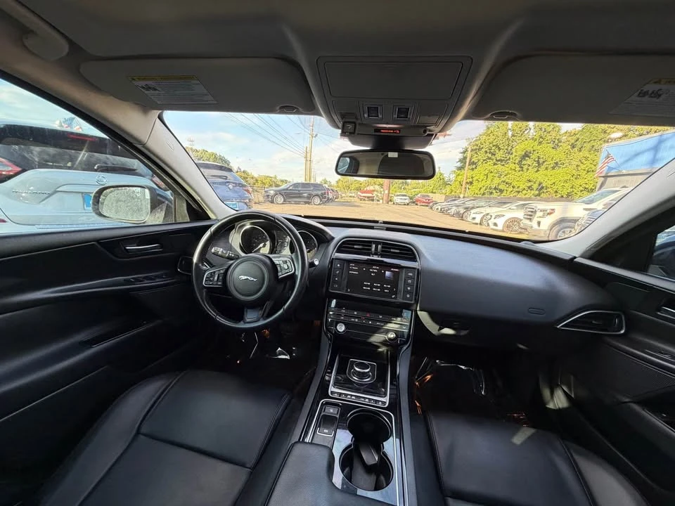 2017 Jaguar XE - Image 20 of 20