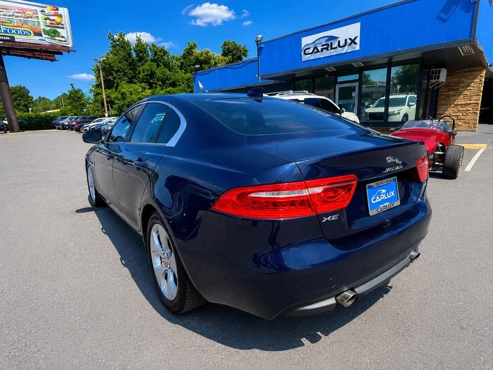 2017 Jaguar XE - Image 4 of 20