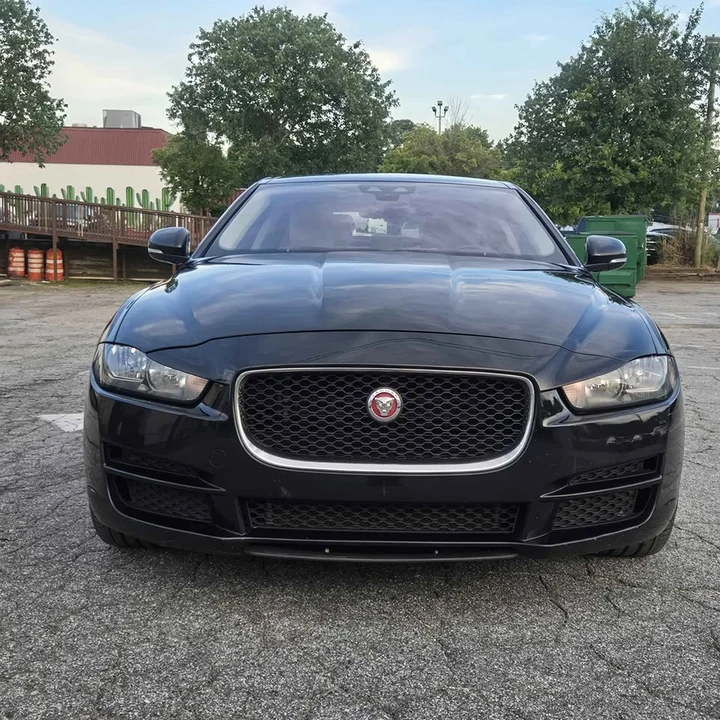 2017 Jaguar XE - Image 4 of 16