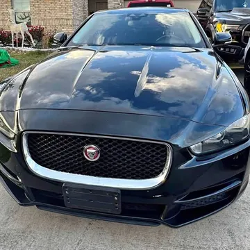 2017 Jaguar XE XE 25t Premium Sedan 4D