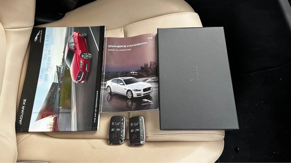 2017 Jaguar XE - Image 19 of 20