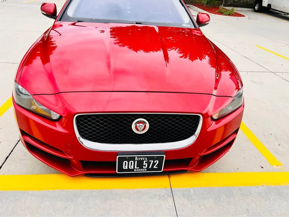 2017 Jaguar XE - Image 12 of 15