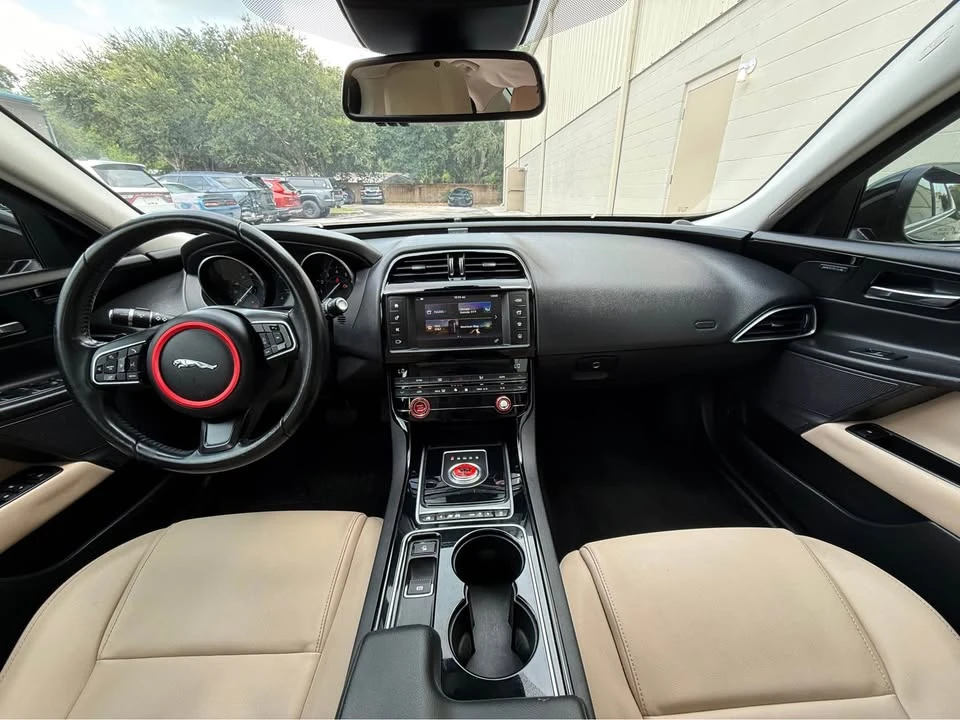 2017 Jaguar XE - Image 8 of 8