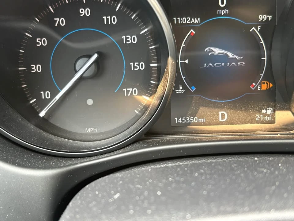 2017 Jaguar XE - Image 19 of 20