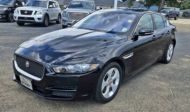 2017 Jaguar XE XE 25t Premium Sedan 4D