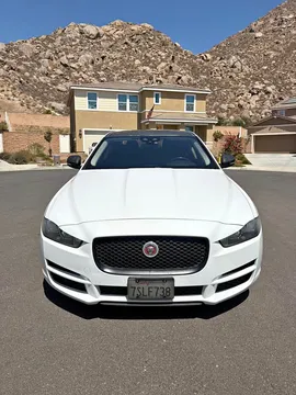 2017 Jaguar XE XE 25t Premium Sedan 4D
