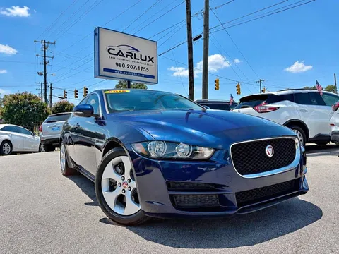 2017 Jaguar XE XE 25t Sedan 4D