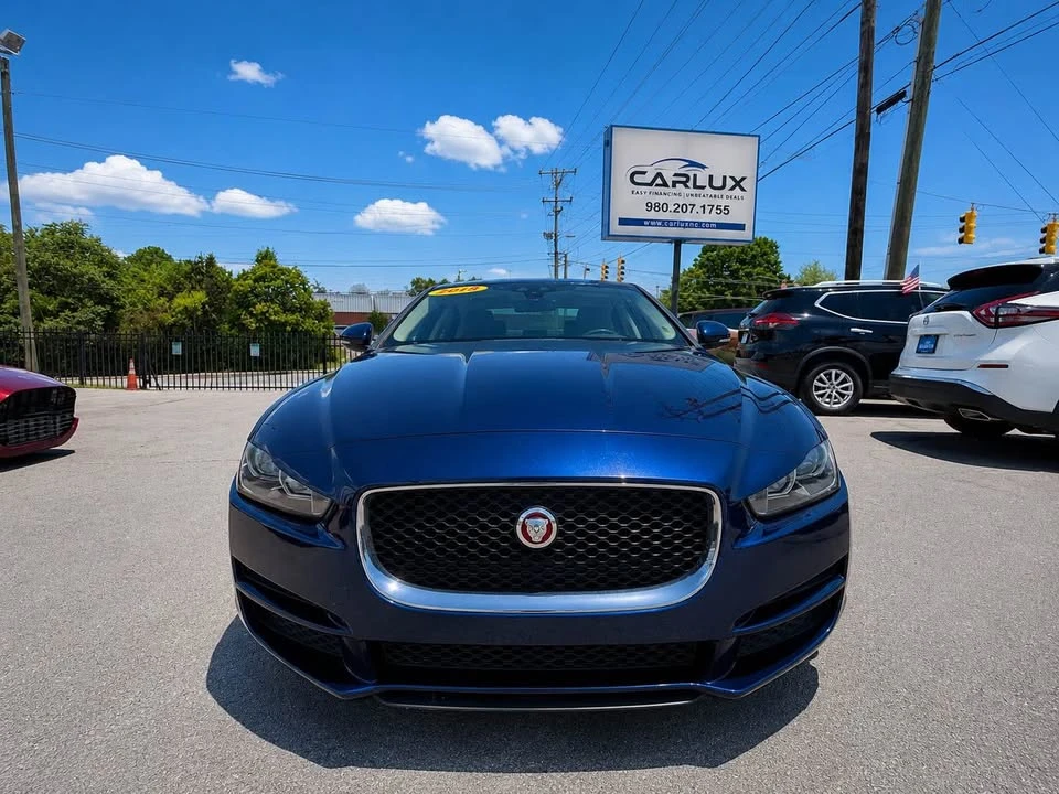 2017 Jaguar XE - Image 2 of 20