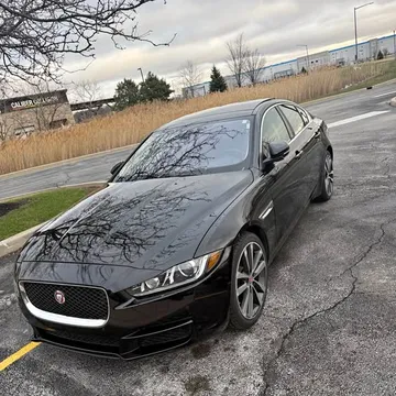 2017 Jaguar XE 25t Sedan