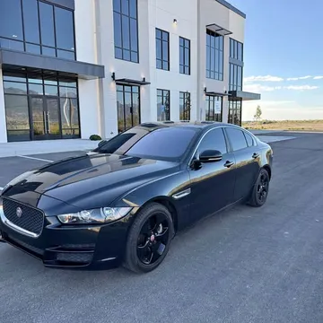 2017 Jaguar XE XE 25t Sedan 4D