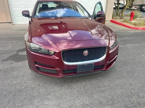 2017 Jaguar XE XE 25t Sedan 4D
