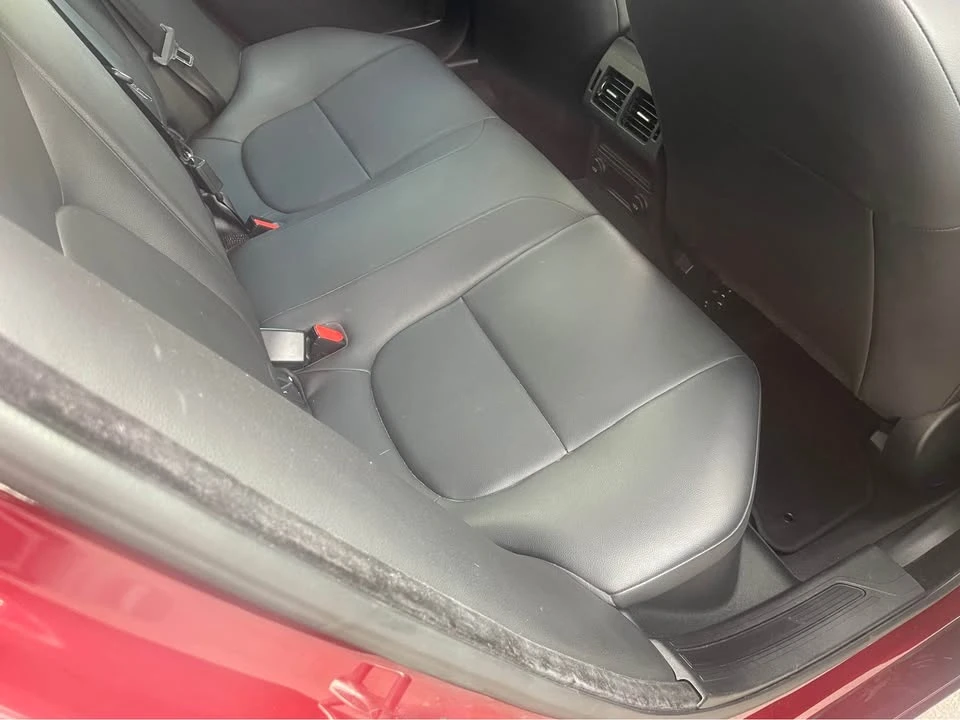 2017 Jaguar XE - Image 14 of 20