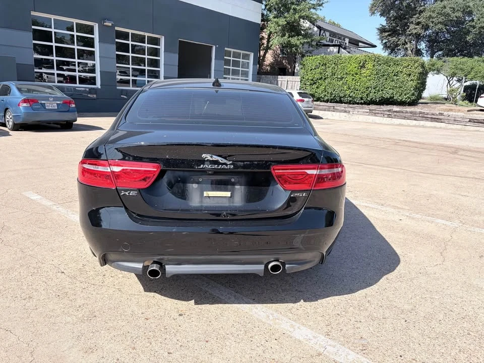 2017 Jaguar XE - Image 16 of 16