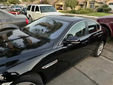 2017 Jaguar XE XE 25t Sedan 4D