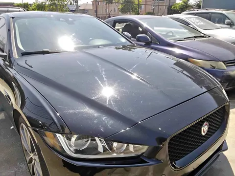 2017 Jaguar XE XE 25t Sedan 4D