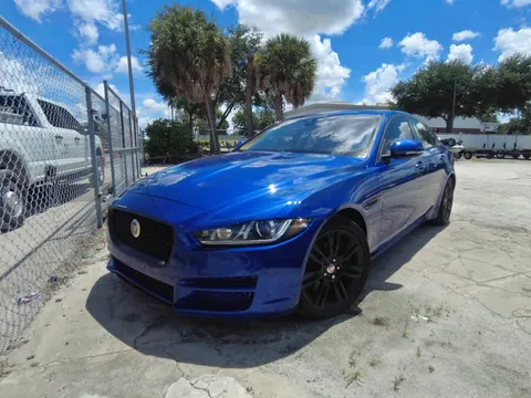 2017 Jaguar XE XE 25t Sedan 4D