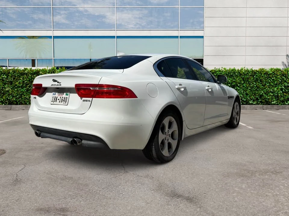 2017 Jaguar XE - Image 2 of 11