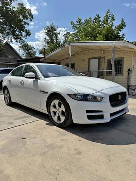 2017 Jaguar XE XE 25t Sedan 4D