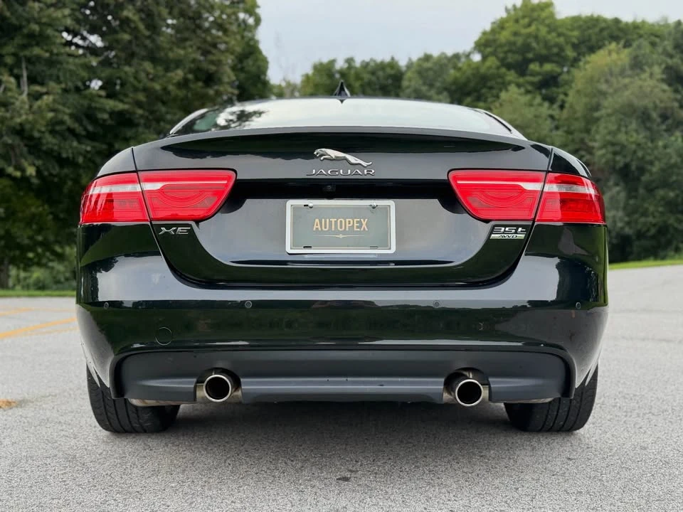 2017 Jaguar XE - Image 9 of 20