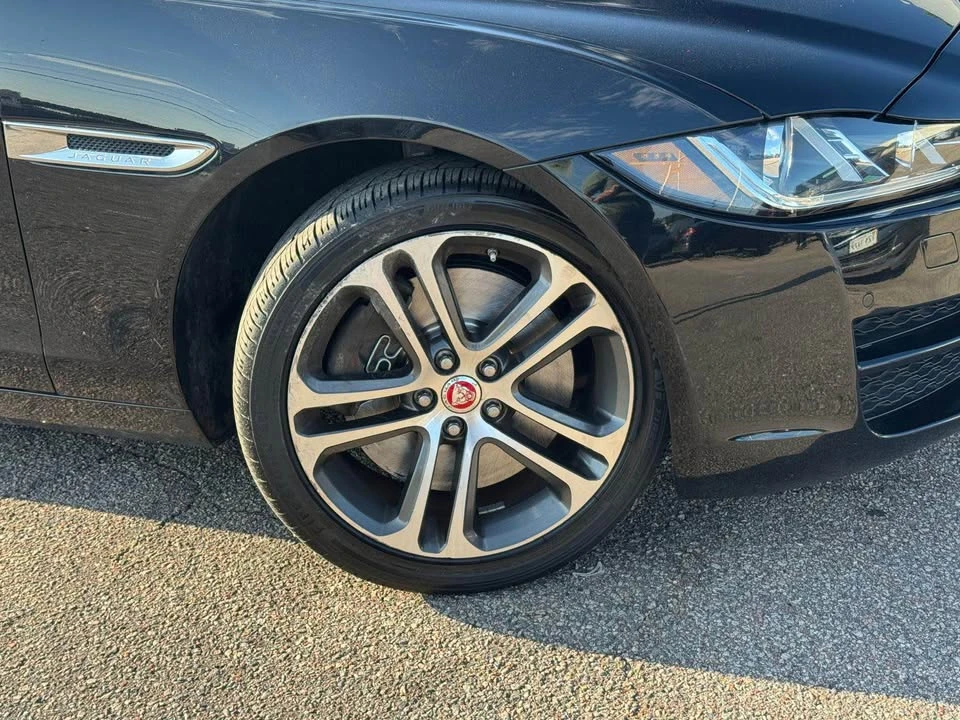 2017 Jaguar XE - Image 20 of 20